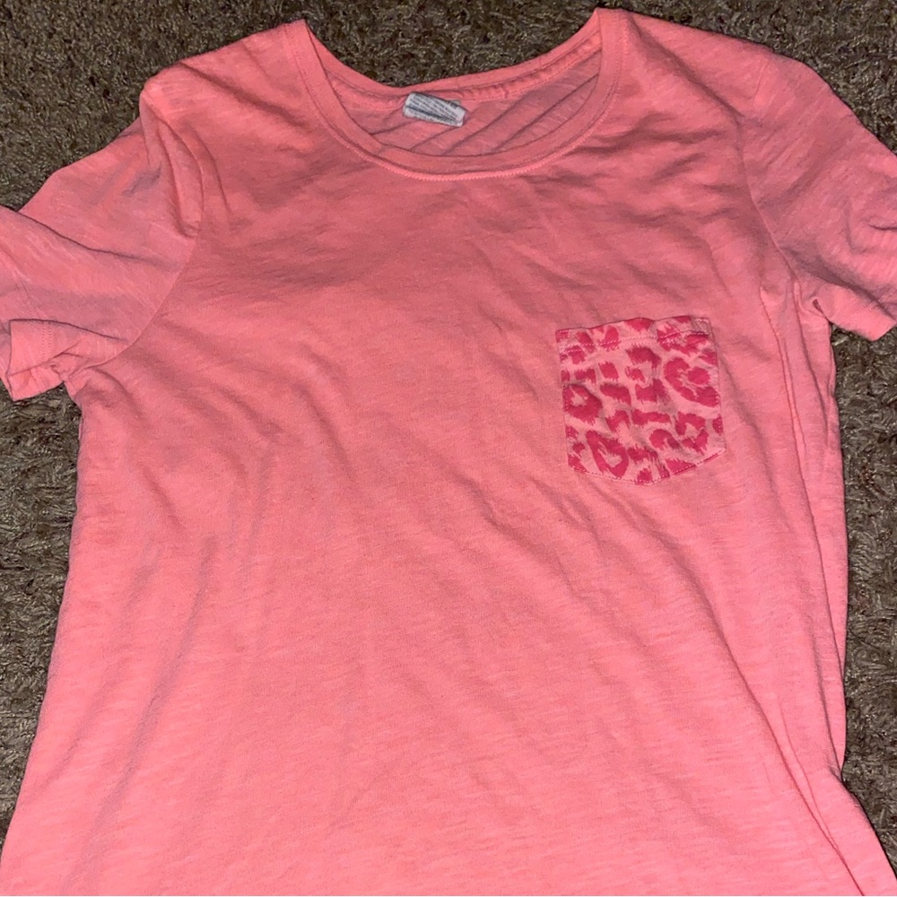 PINK leopard pocket tee XS